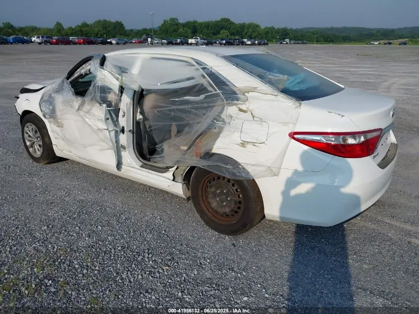 2016 TOYOTA CAMRY LE