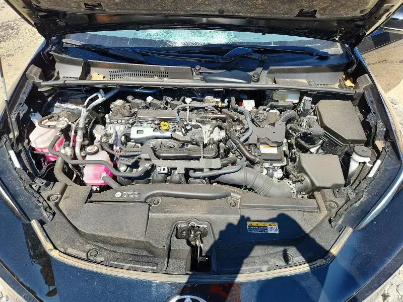 2024 TOYOTA PRIUS XLE  