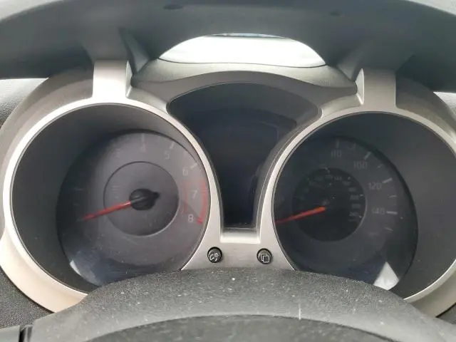 2011 NISSAN JUKE S