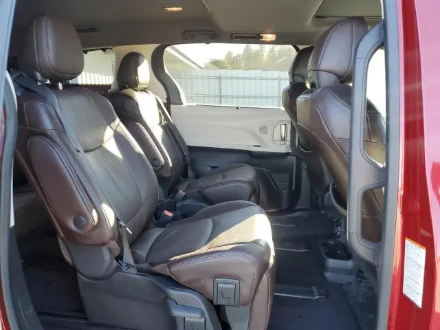 2023 TOYOTA SIENNA LIMITED  
