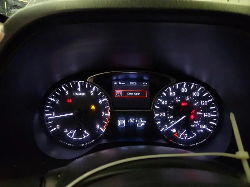2013 NISSAN PATHFINDER S  