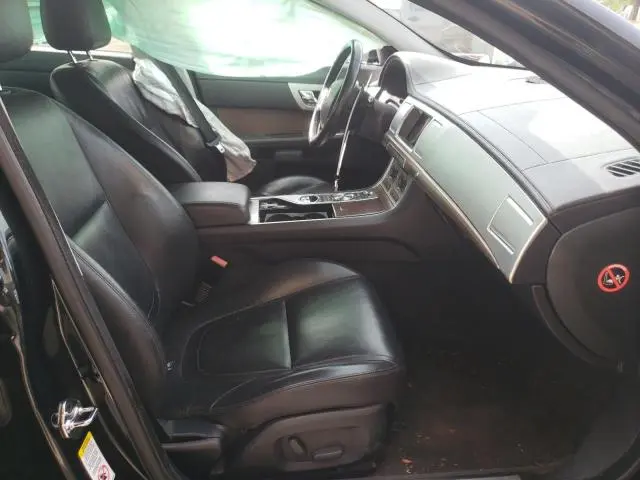 2013 JAGUAR XF 