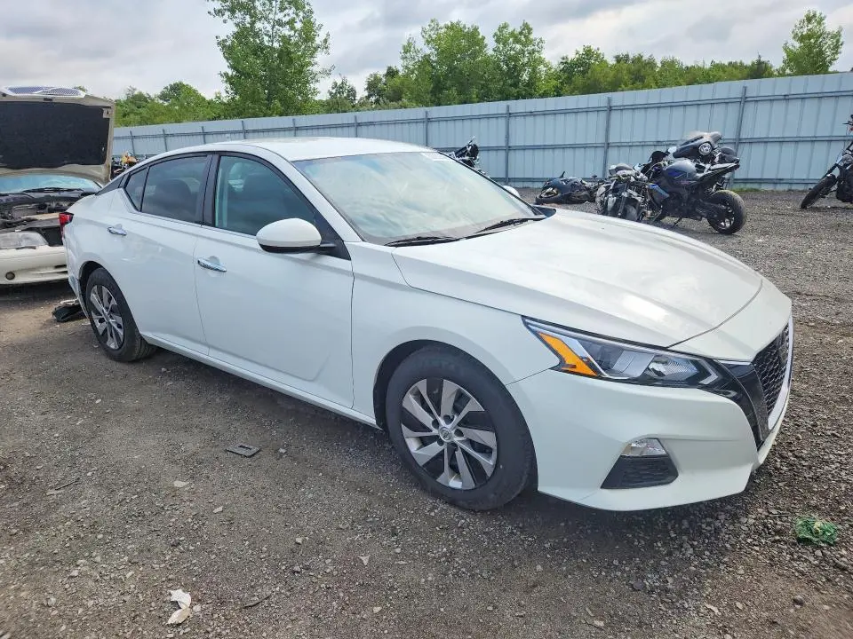 2020 NISSAN ALTIMA S  