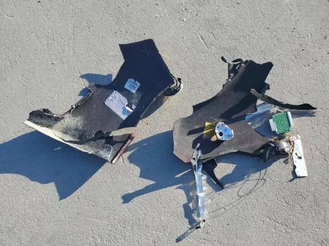 2015 TOYOTA AVALON XLE  