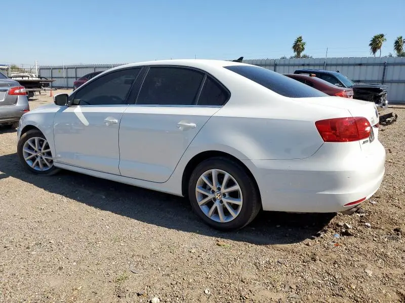 2014 VOLKSWAGEN JETTA SE  