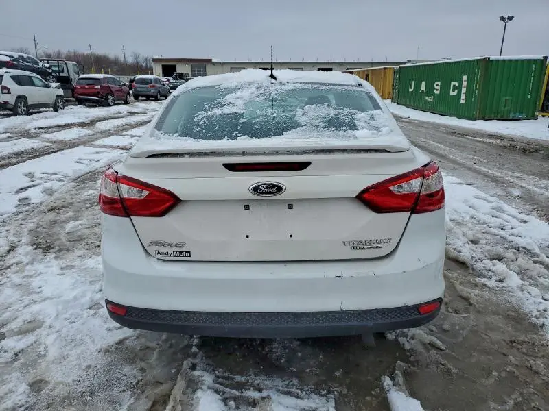2012 FORD FOCUS TITANIUM  