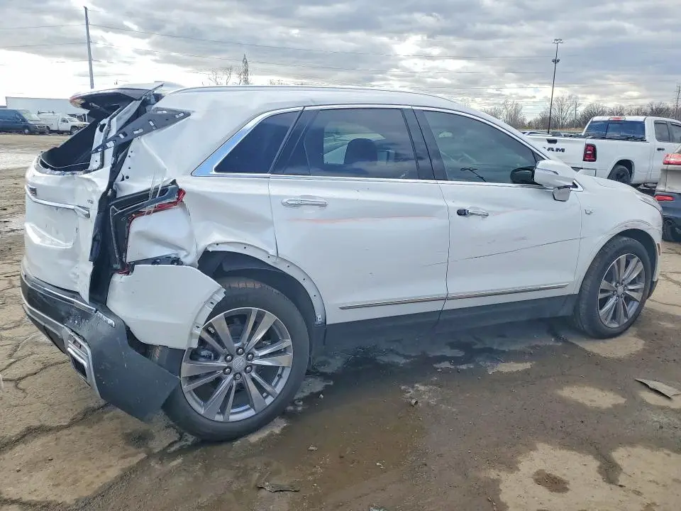 2024 CADILLAC XT5 PREMIUM LUXURY  