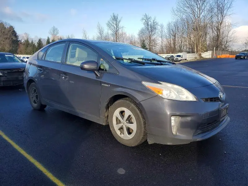 2013 TOYOTA PRIUS   
