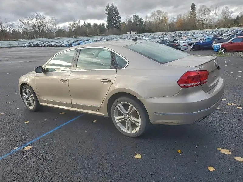 2015 VOLKSWAGEN PASSAT SEL  