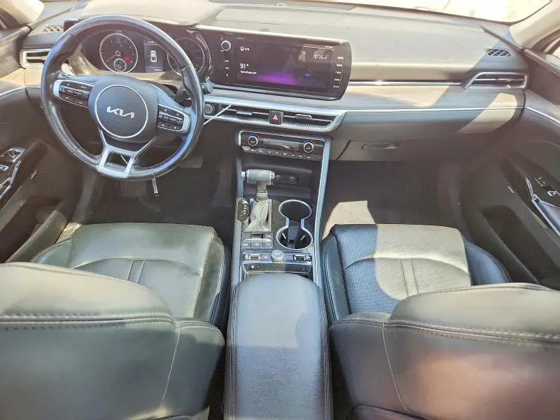 2022 KIA K5 EX  