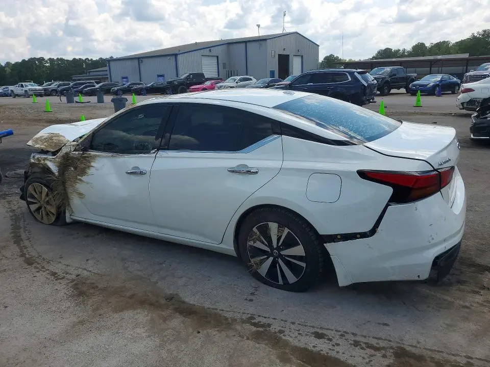 2019 NISSAN ALTIMA SV  