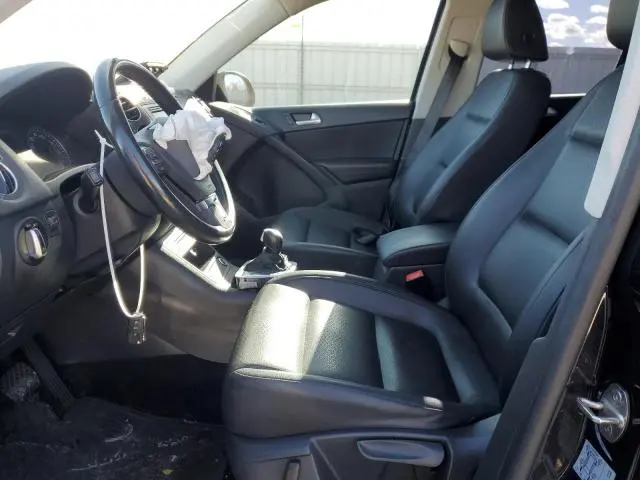 2017 VOLKSWAGEN TIGUAN S  