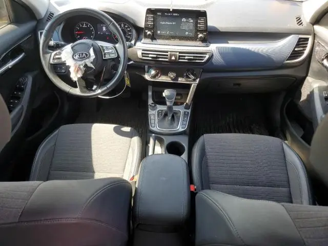 2021 KIA SELTOS S  