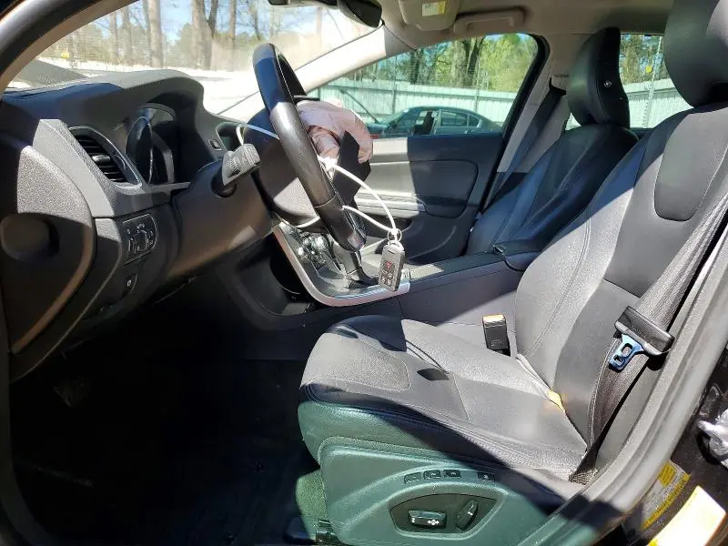 2018 VOLVO S60 PREMIER  