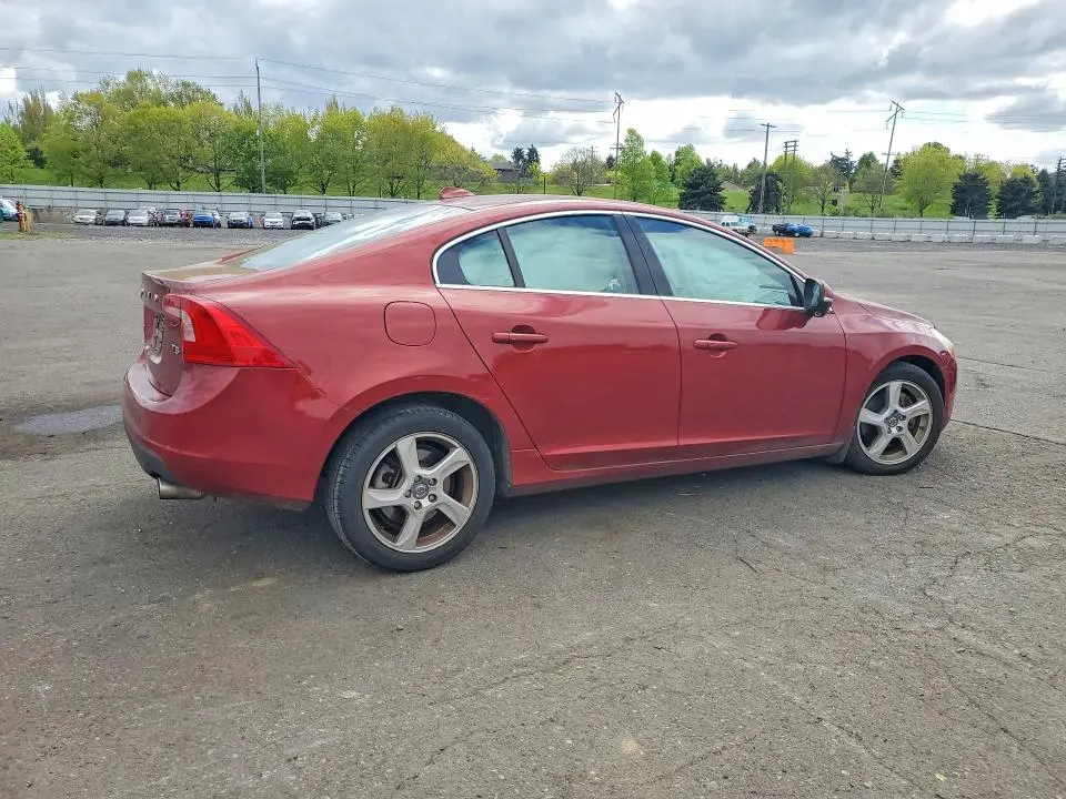 2013 VOLVO S60 T5  
