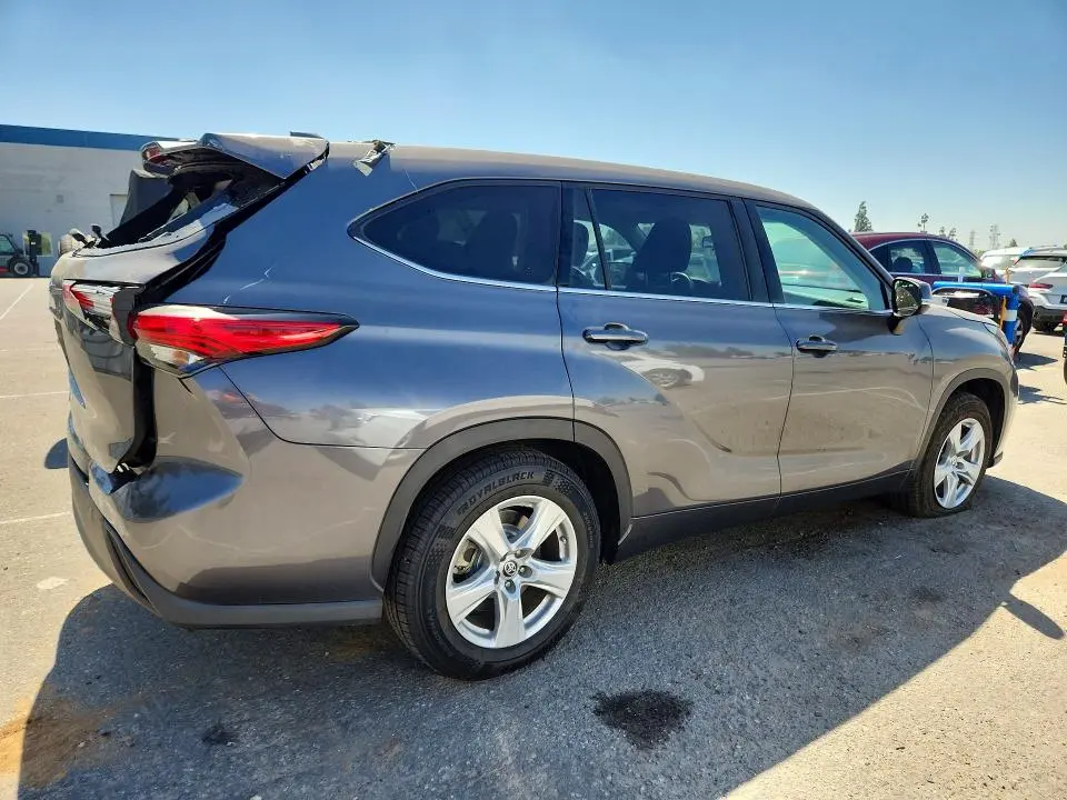 2021 TOYOTA HIGHLANDER L  