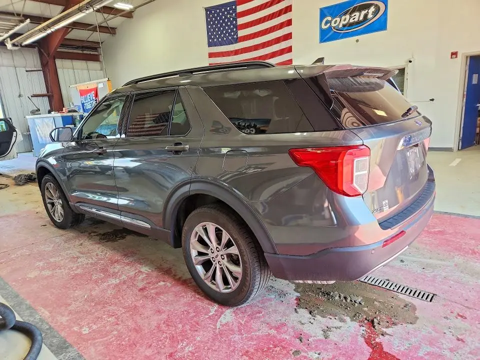 2020 FORD EXPLORER XLT  