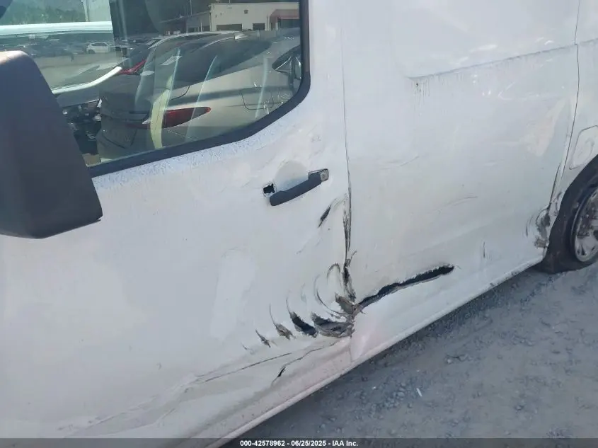 2018 NISSAN NV CARGO NV2500 HD SV V6