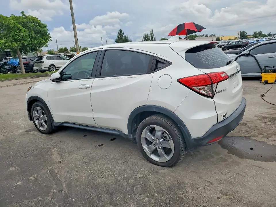 2020 HONDA HR-V LX  