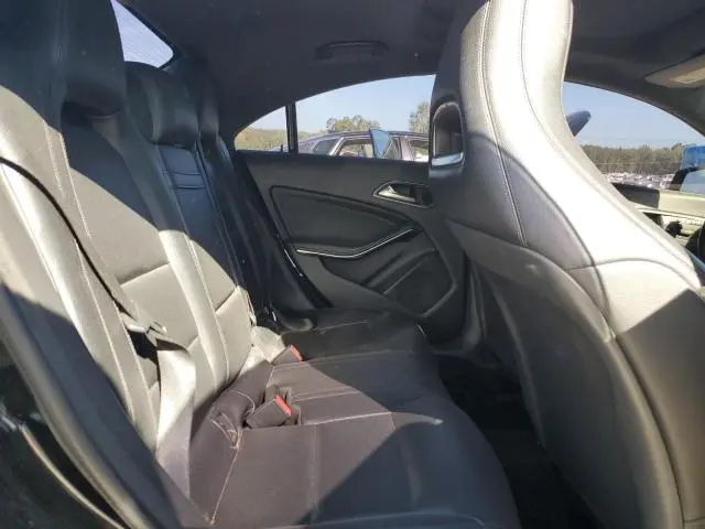 2015 MERCEDES-BENZ CLA 250