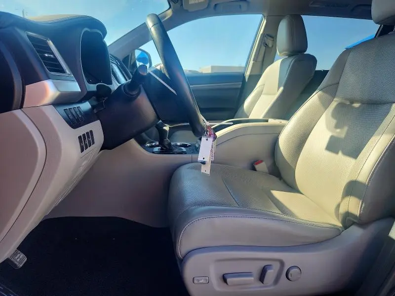 2019 TOYOTA HIGHLANDER LIMITED  