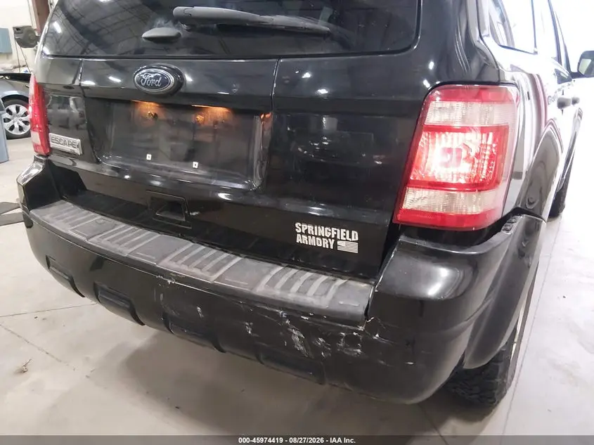 2011 FORD ESCAPE XLT