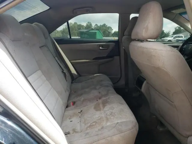 2015 TOYOTA CAMRY LE  