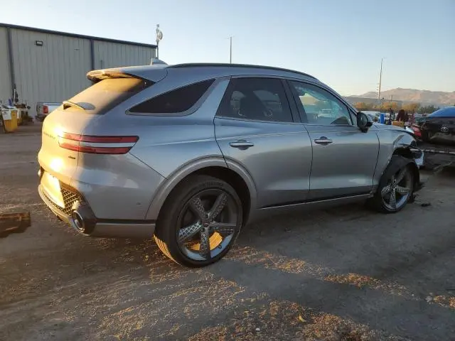 2023 GENESIS GV70 BASE  