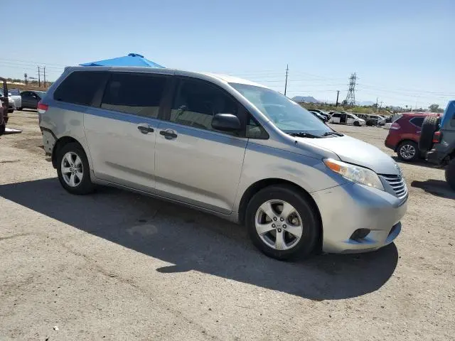 2012 TOYOTA SIENNA   