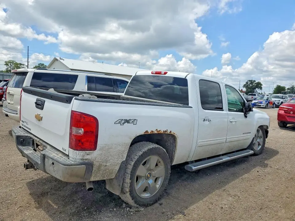 2011 CHEVROLET SILVERADO K1500 LTZ  