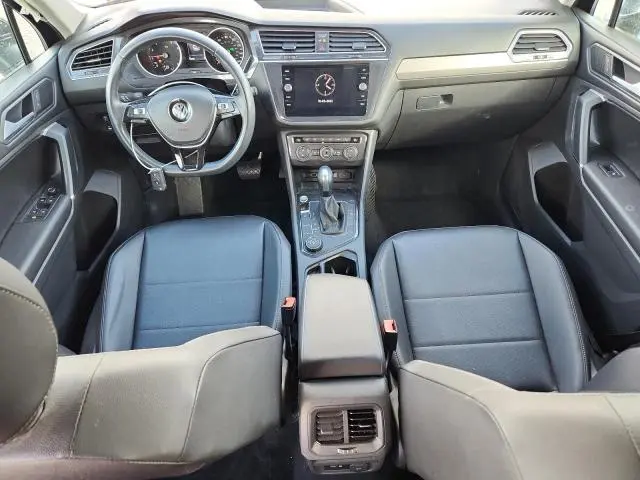 2020 VOLKSWAGEN TIGUAN SE  