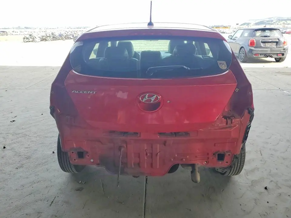 2015 HYUNDAI ACCENT GS  