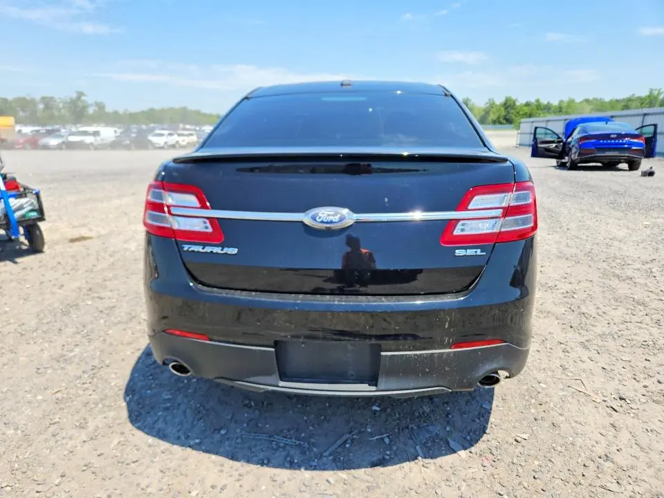 2016 FORD TAURUS SEL  