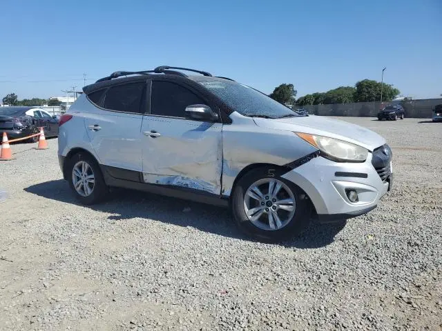 2011 HYUNDAI TUCSON