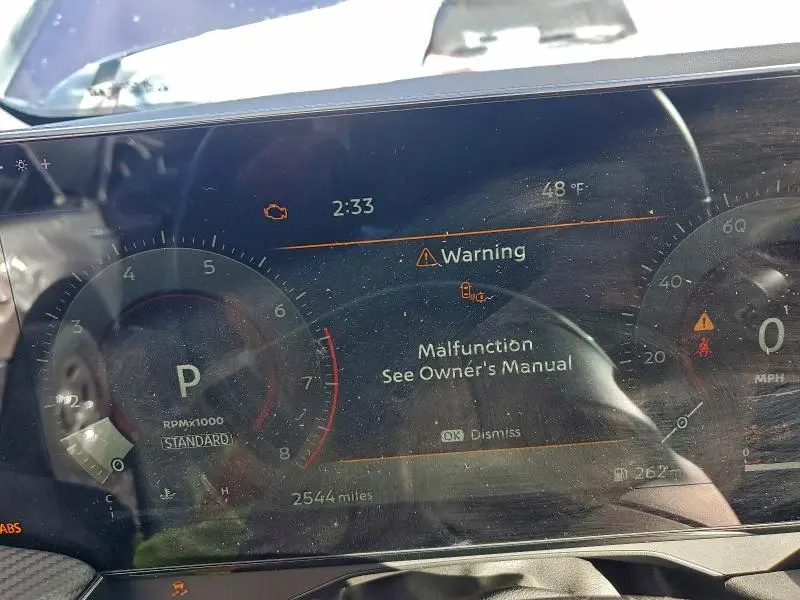 2025 NISSAN KICKS SR  