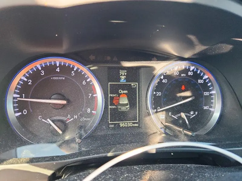 2015 TOYOTA HIGHLANDER XLE  
