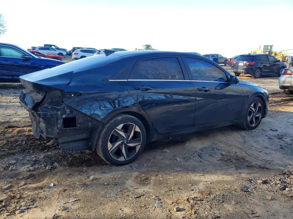 2022 HYUNDAI ELANTRA LIMITED  