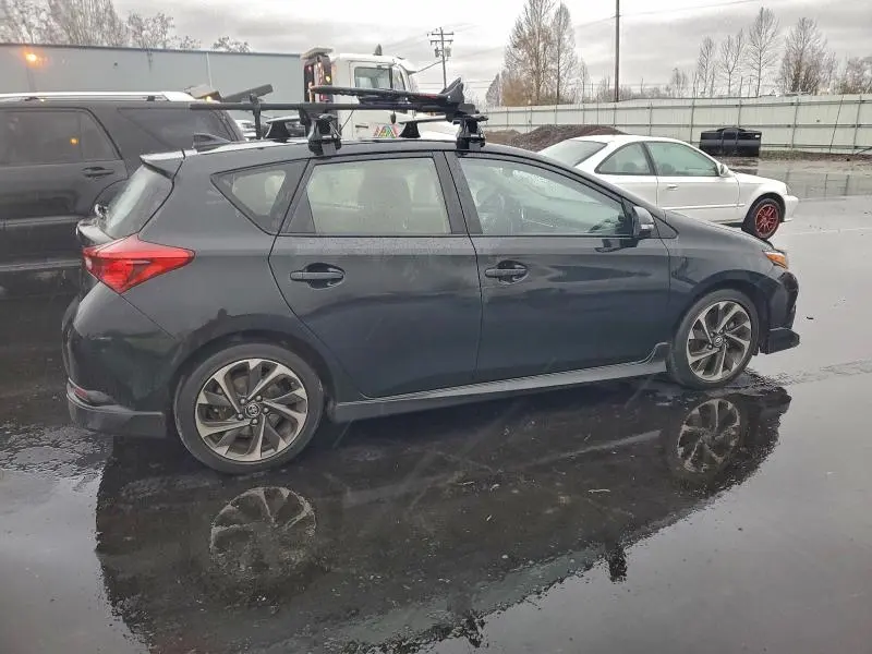 2018 TOYOTA COROLLA IM   