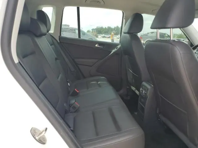 2017 VOLKSWAGEN TIGUAN S  