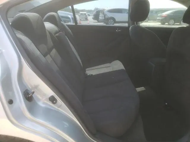 2010 NISSAN ALTIMA BASE  