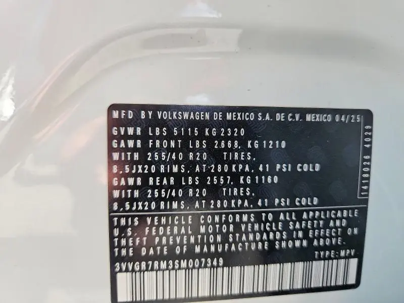 2025 VOLKSWAGEN TIGUAN SE R-LINE BLACK  