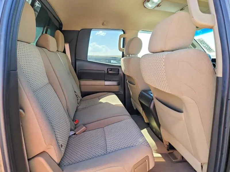 2010 TOYOTA TUNDRA DOUBLE CAB SR5  