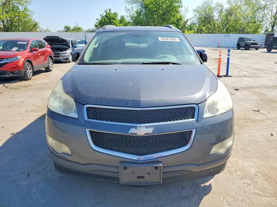 2012 CHEVROLET TRAVERSE LT  