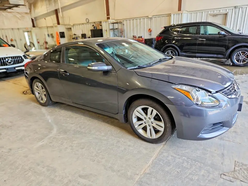 2013 NISSAN ALTIMA S  