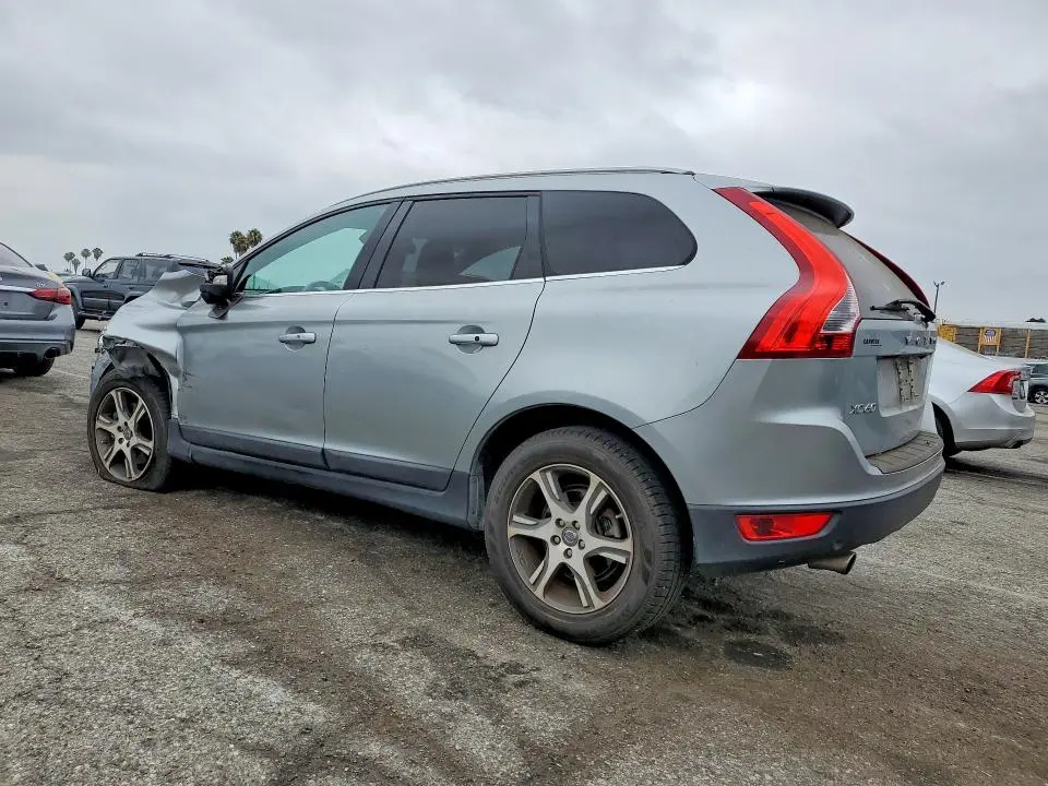 2013 VOLVO XC60 T6  