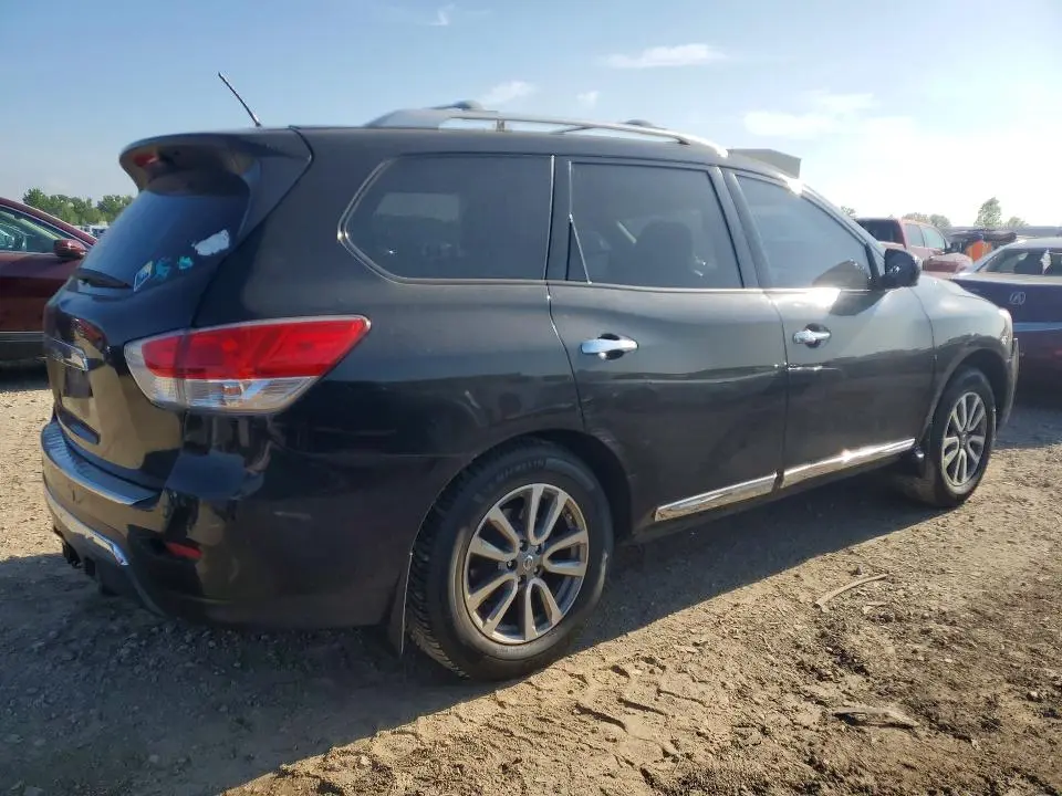 2015 NISSAN PATHFINDER SL  