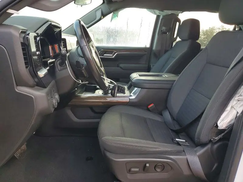 2022 CHEVROLET SILVERADO C1500 LT  