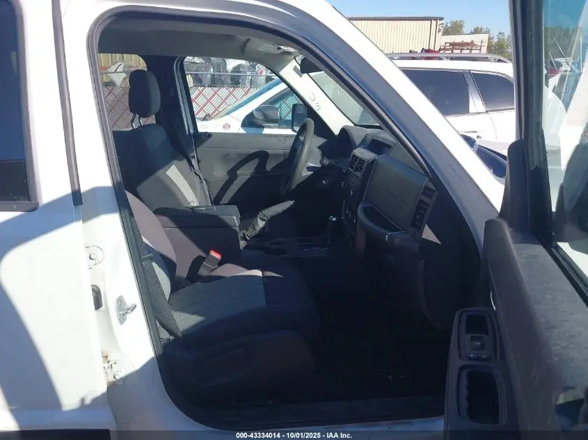 2010 JEEP LIBERTY SPORT