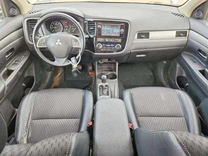 2015 MITSUBISHI OUTLANDER SE  