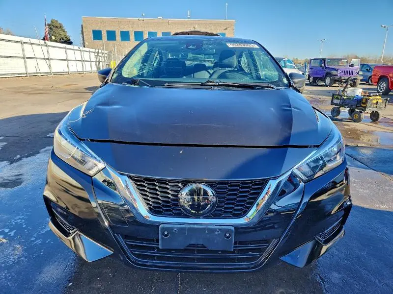 2021 NISSAN VERSA S  